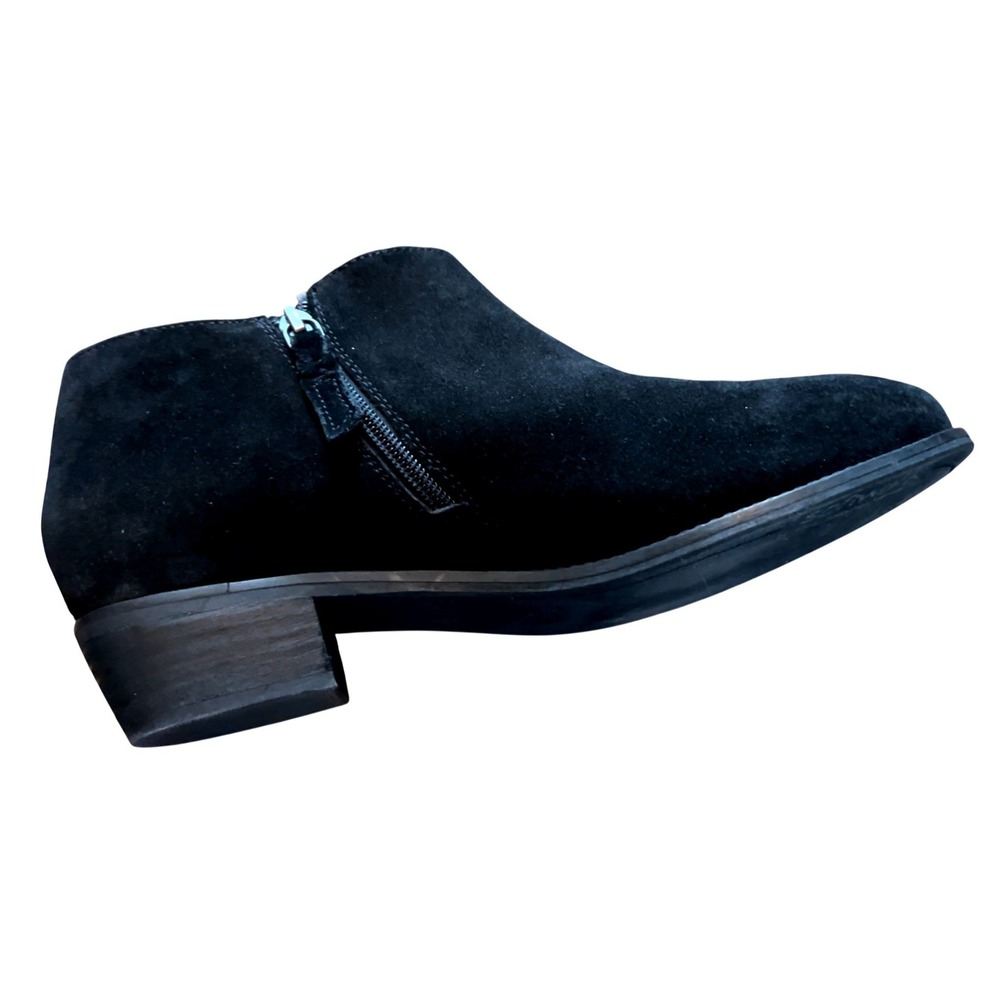 SoftWalk Black Ankle Bootie Side Zip SZ: 11